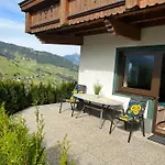 アパート Prantner